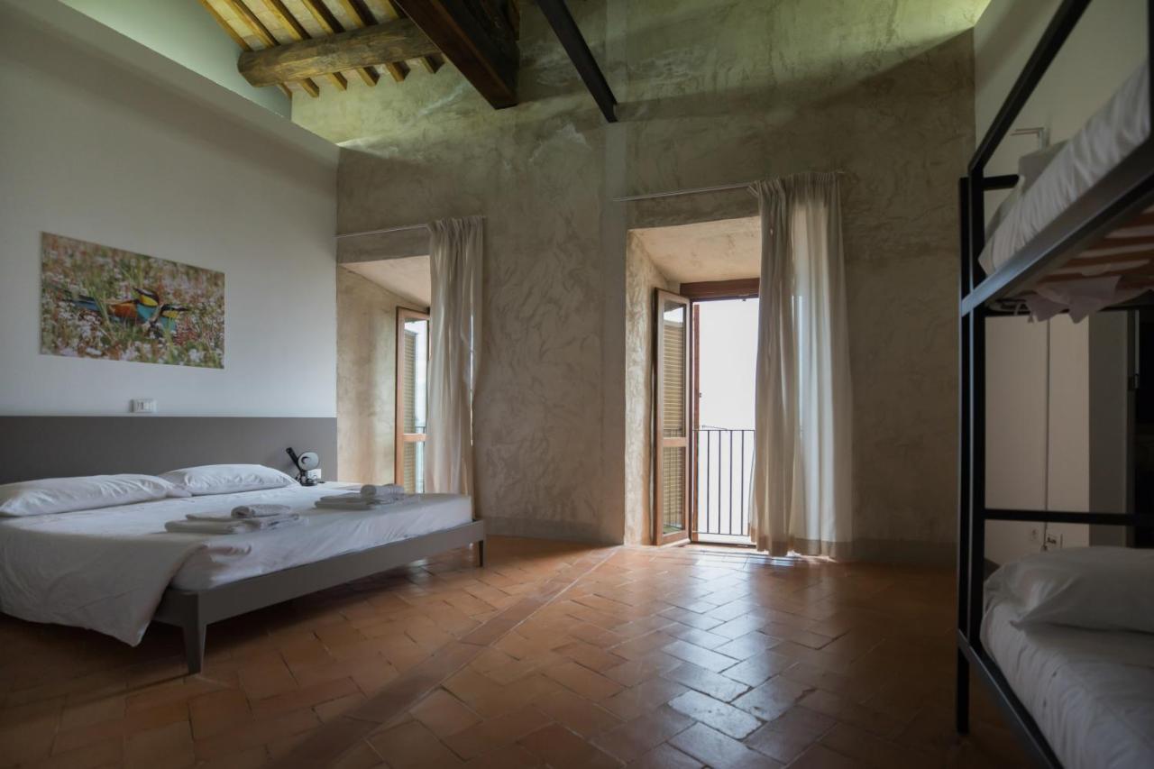 Del Castello Di *