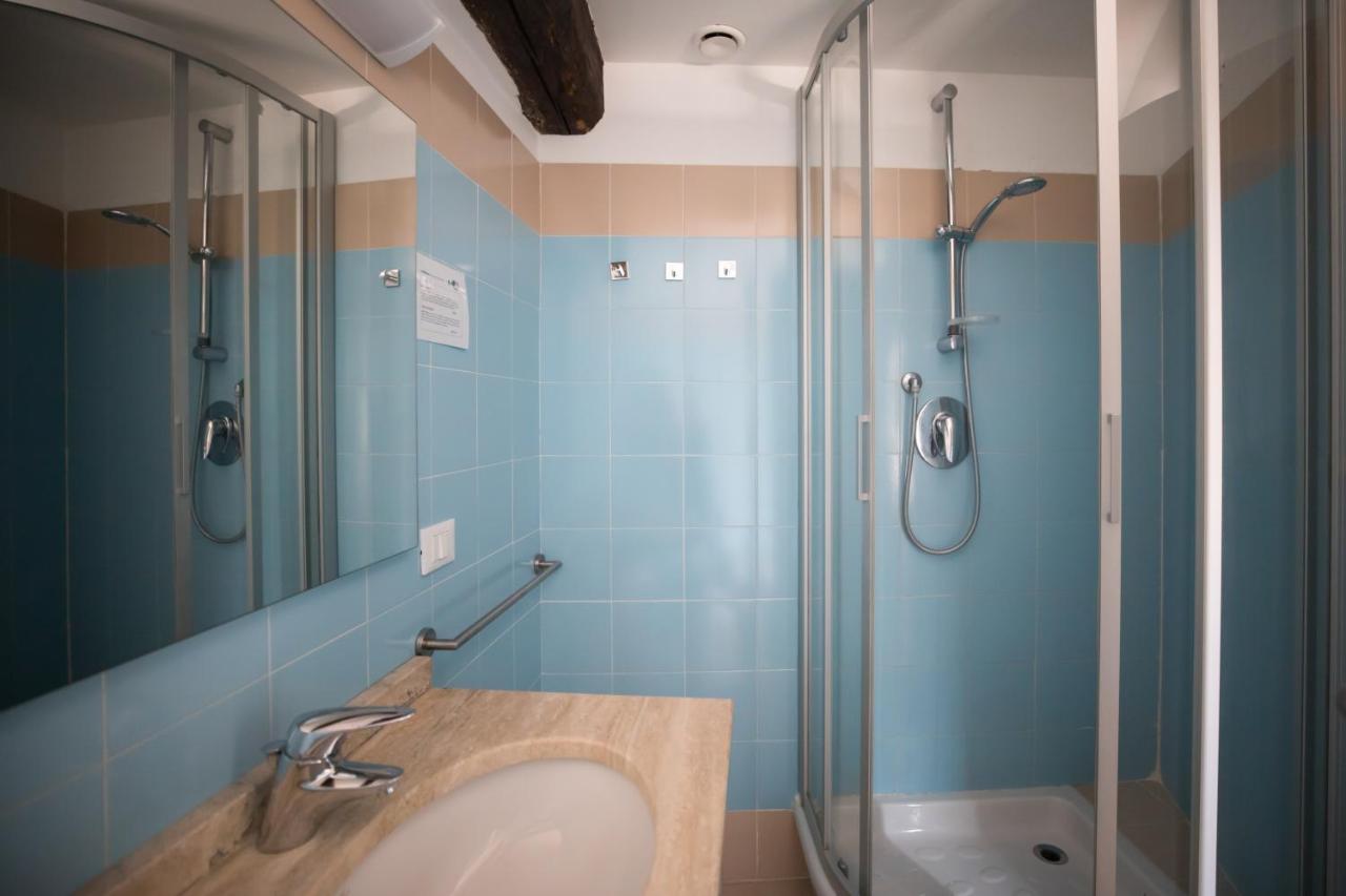 Del Castello Di Hostel Santa Severa