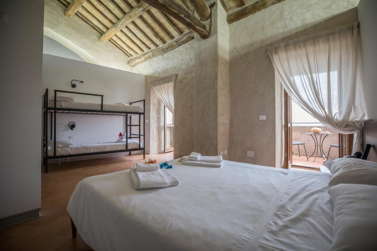 Del Castello Di *